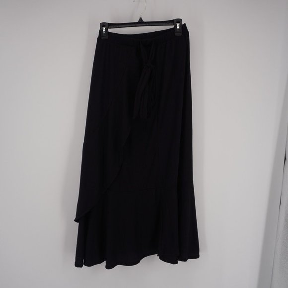 Go Couture Dresses & Skirts - GO COUTURE Women's NWOT Black Tie Waist Maxi Skirt Size Medium